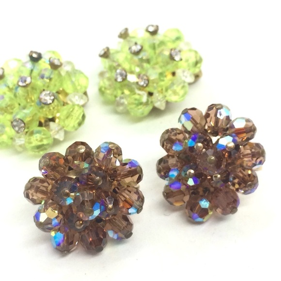 3/$30 VINTAGE CLUSTER CLIP ON EARRINGS AB AURORA BOREALIS BEADED GREEN BROWN MCM - Picture 7 of 9